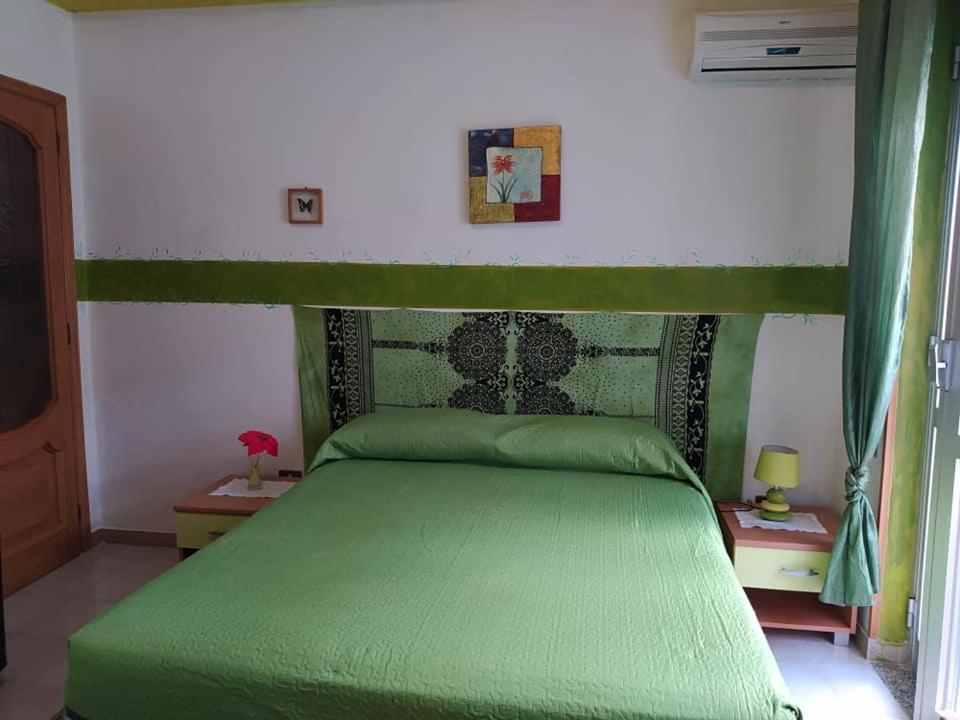 Lo Statere D' Argento Bed & Breakfast เคาโลเนียมารินา ภายนอก รูปภาพ