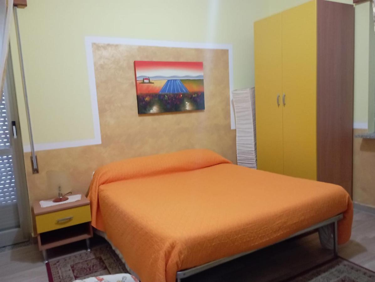 Lo Statere D' Argento Bed & Breakfast เคาโลเนียมารินา ภายนอก รูปภาพ