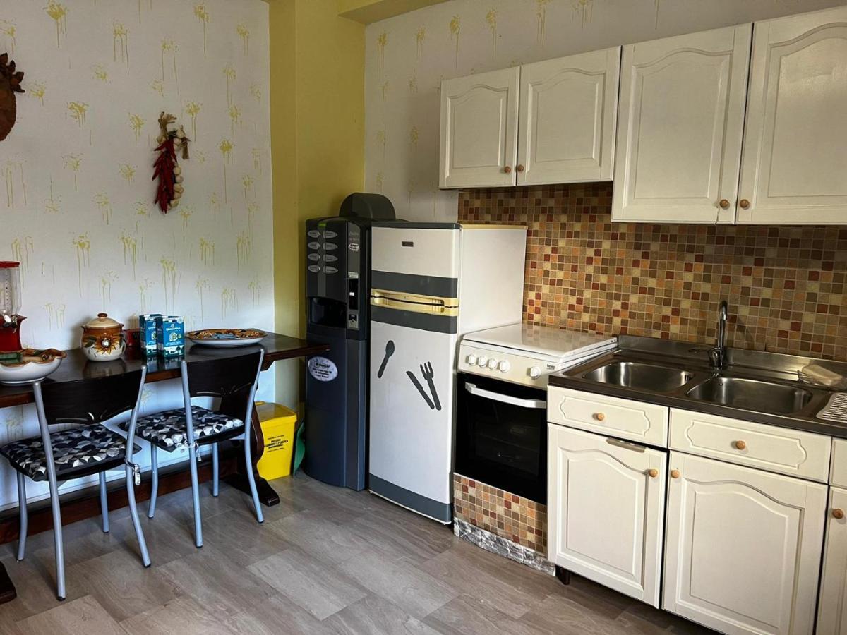 Lo Statere D' Argento Bed & Breakfast เคาโลเนียมารินา ภายนอก รูปภาพ